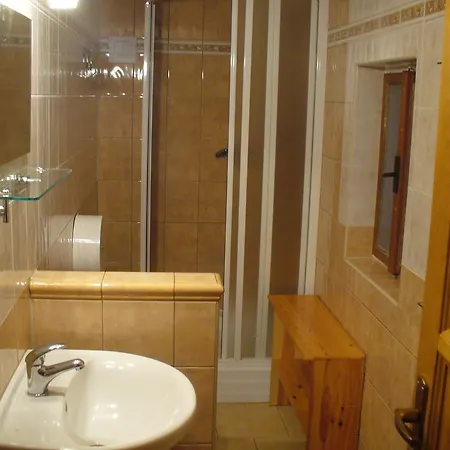Bouda Na Ceste Guest house *